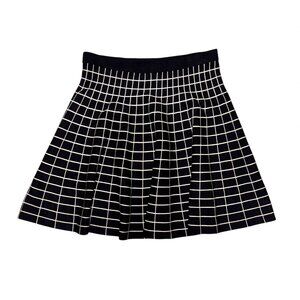Saks Fifth Avenue Knit Pattern Mini Skirt Black Sz Large Draped Circle Women